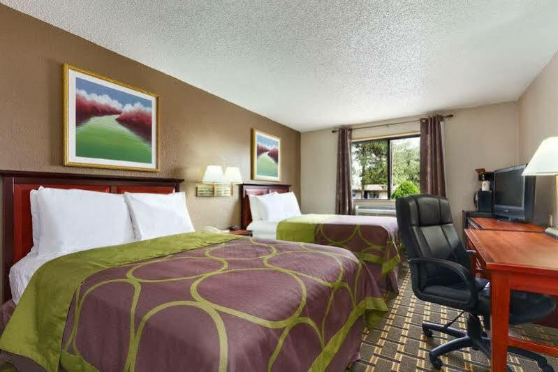 Мотель Super 8 By Wyndham Waycross Ga Экстерьер фото